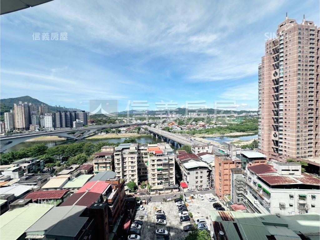 碧波白河景２房平面車位房屋室內格局與周邊環境