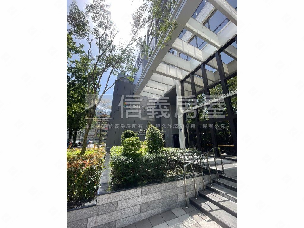 碧波白河景２房平面車位房屋室內格局與周邊環境