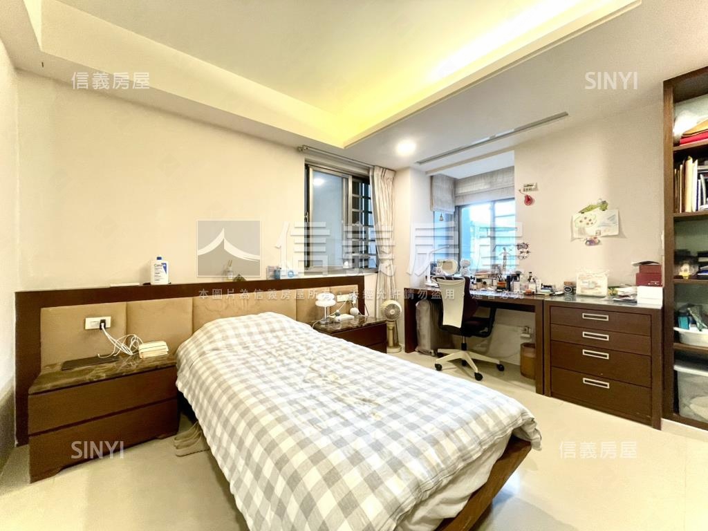 珍藏★東區捷運★邊間四房房屋室內格局與周邊環境