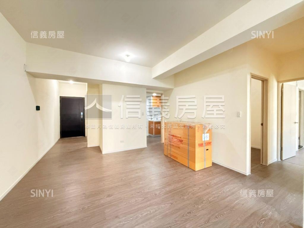 景安全新三房坡平車位房屋室內格局與周邊環境