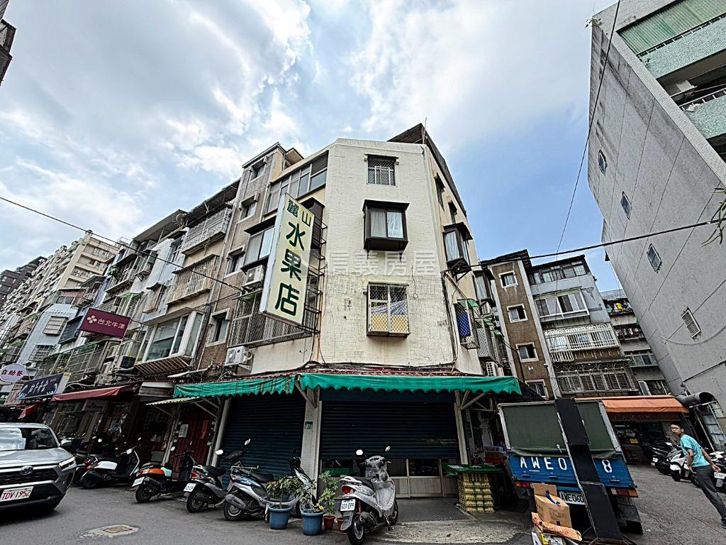 西湖捷運站三房公寓房屋室內格局與周邊環境