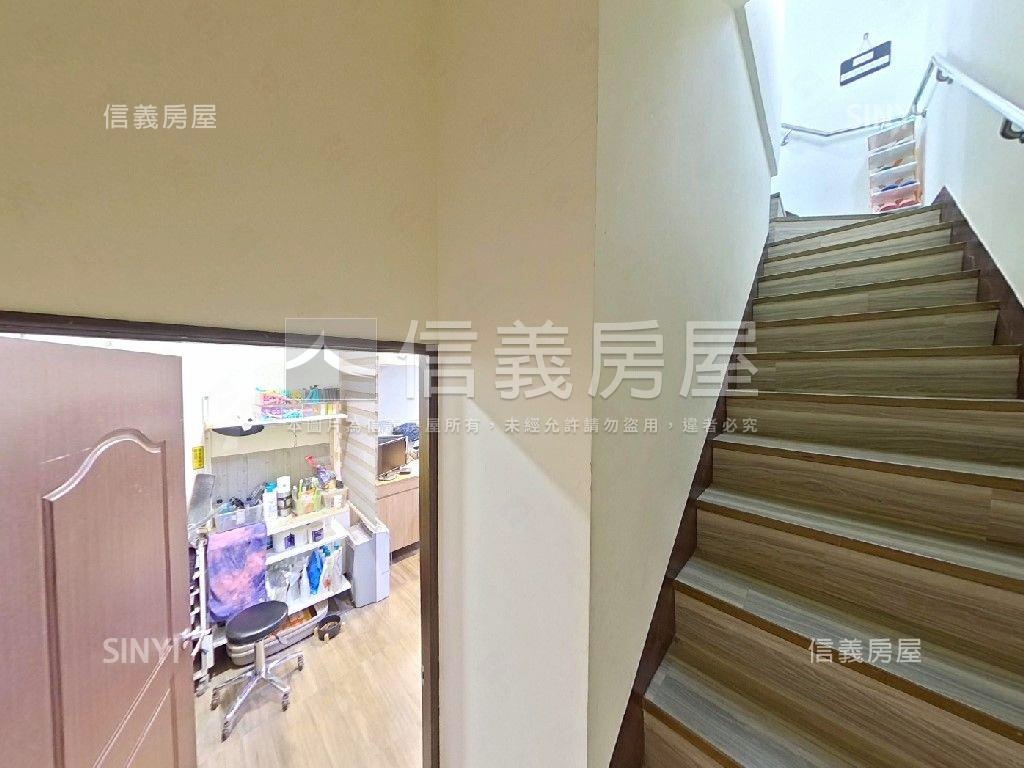 丹鳳稀有黃金店面房屋室內格局與周邊環境