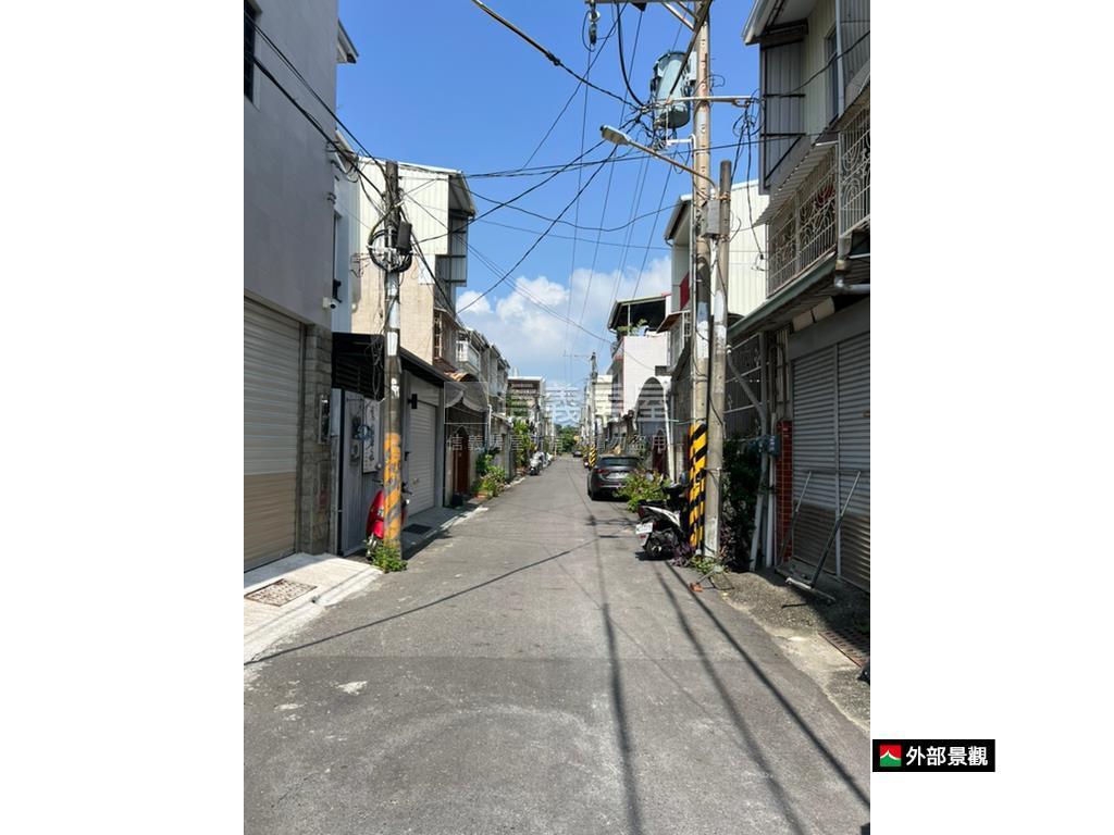 近商６０孝親整理透天房屋室內格局與周邊環境