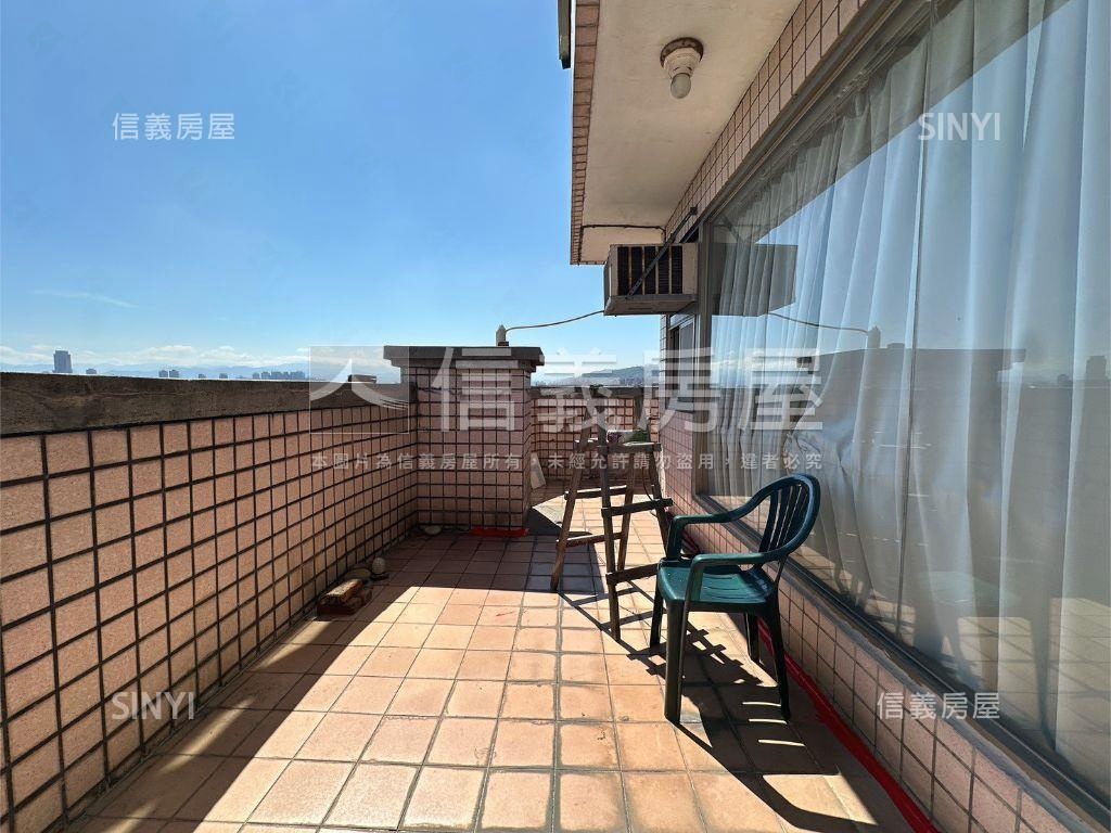 中興天廈稀有大空間車位房屋室內格局與周邊環境