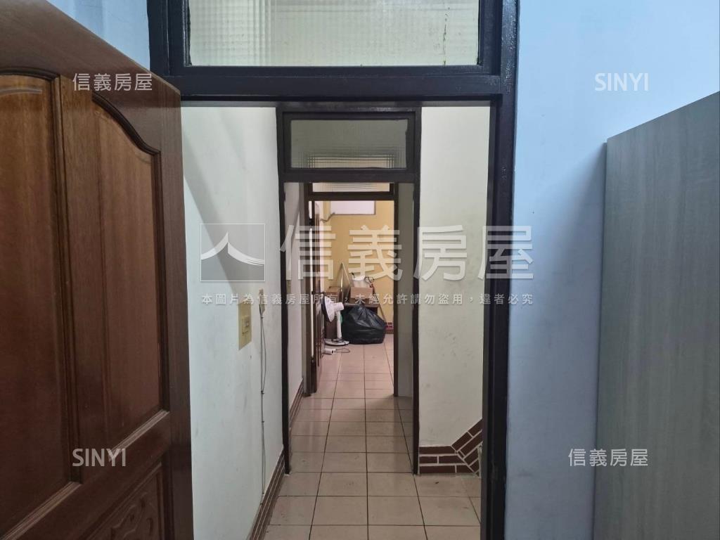 朝南邊間優質透天房屋室內格局與周邊環境