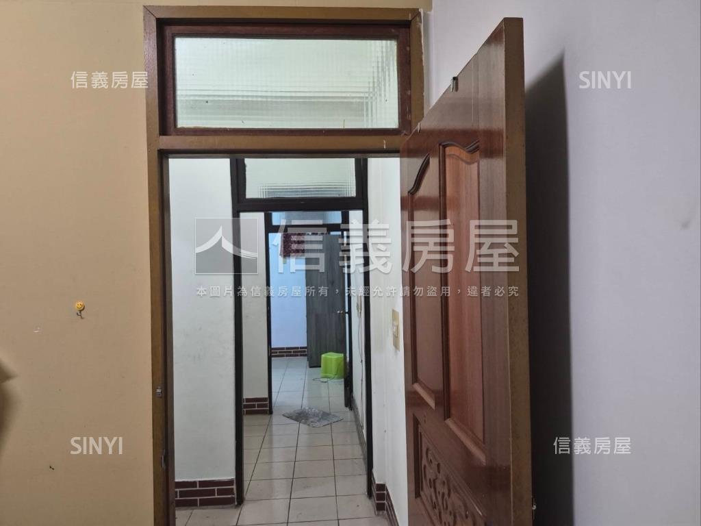 朝南邊間優質透天房屋室內格局與周邊環境