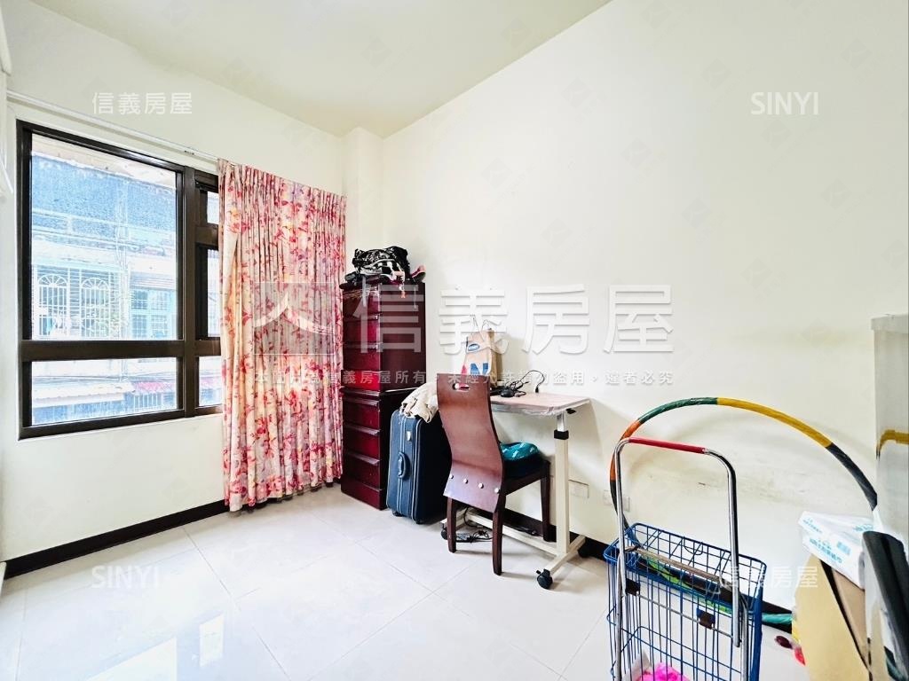 圓山花博三面採光華廈房屋室內格局與周邊環境