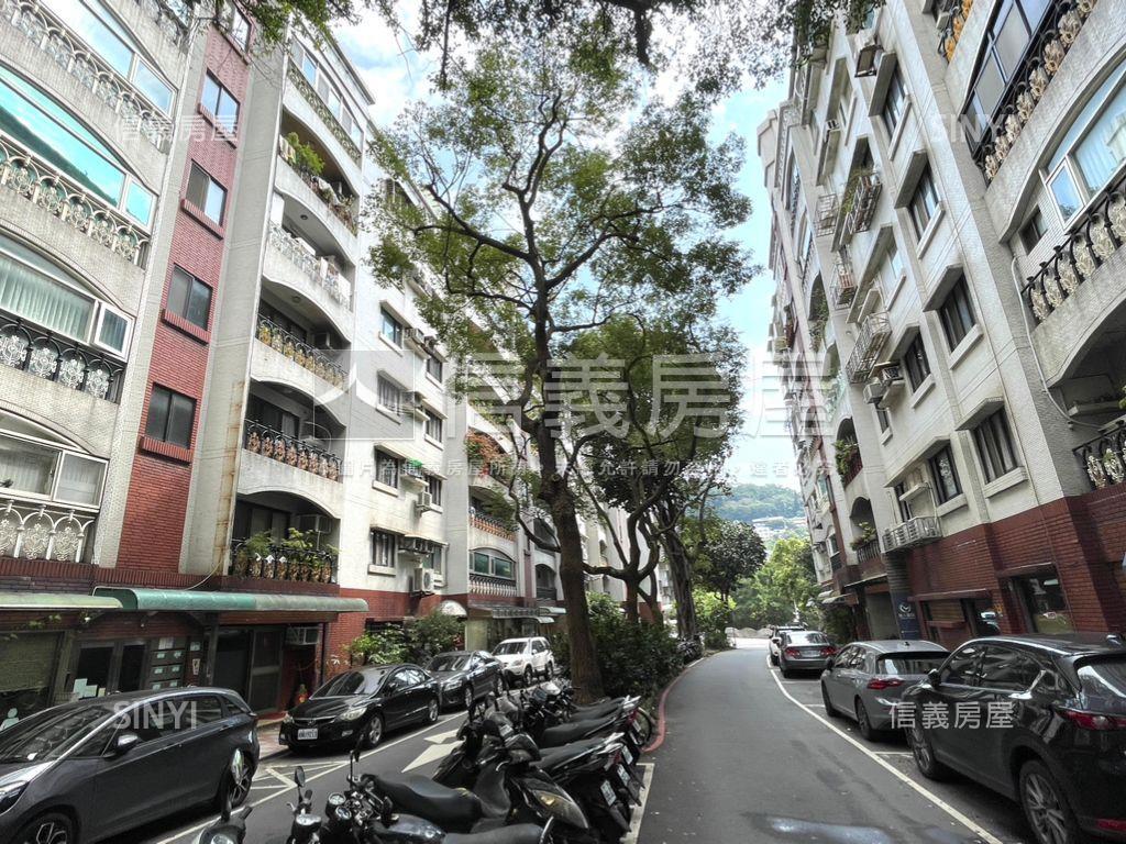 天母中山北路金店面房屋室內格局與周邊環境