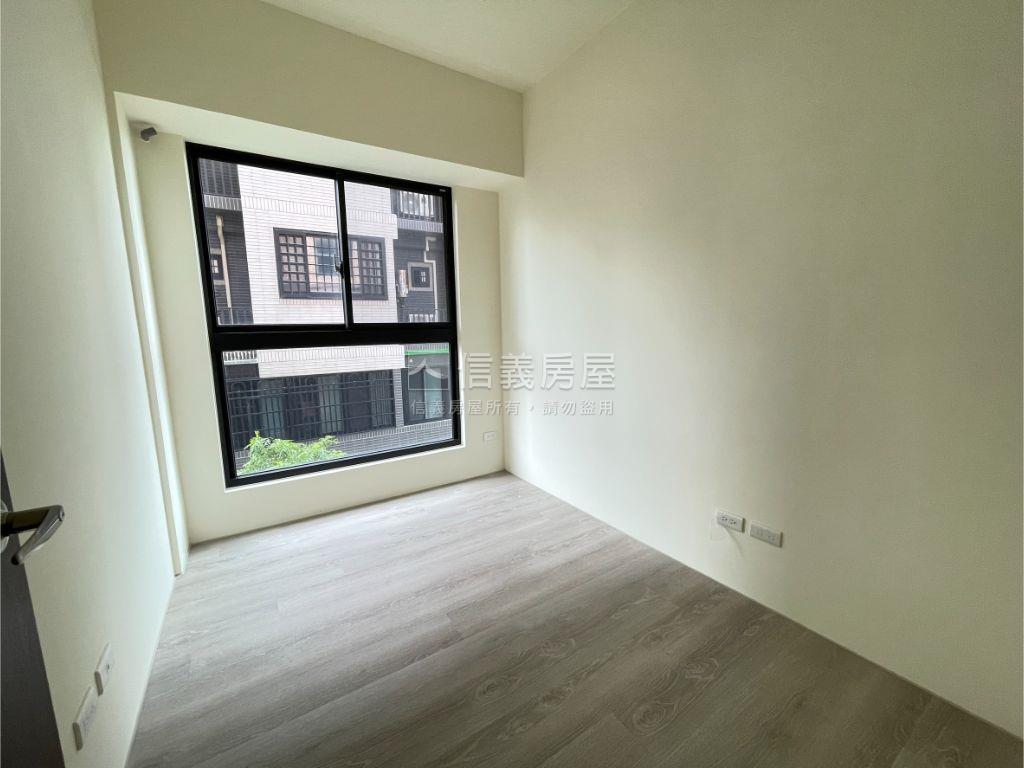 Ａ１０皇普三房車位房屋室內格局與周邊環境