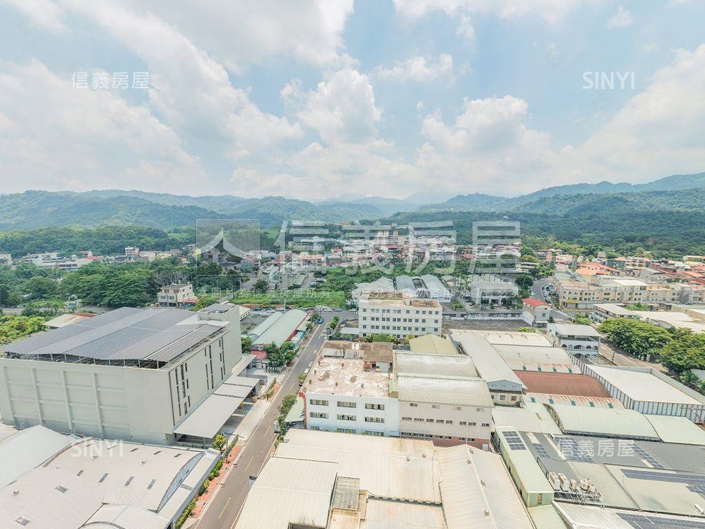 竹山區方正工業地房屋室內格局與周邊環境