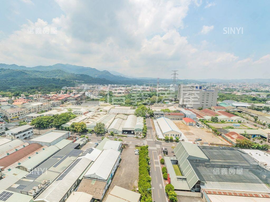 竹山區方正工業地房屋室內格局與周邊環境