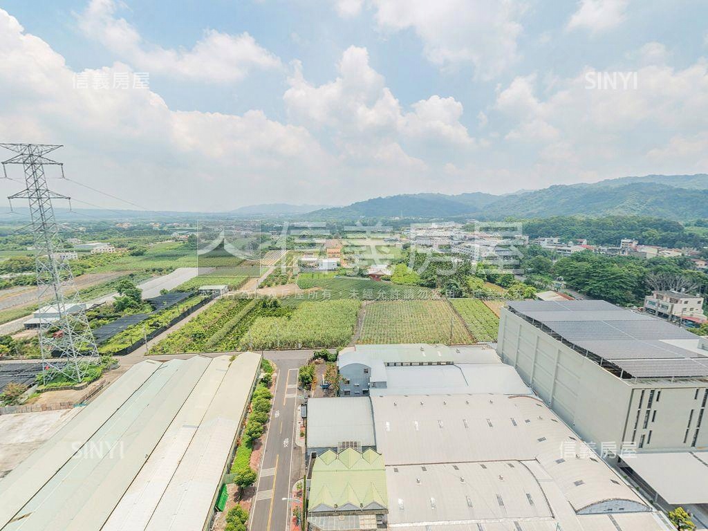 竹山區方正工業地房屋室內格局與周邊環境
