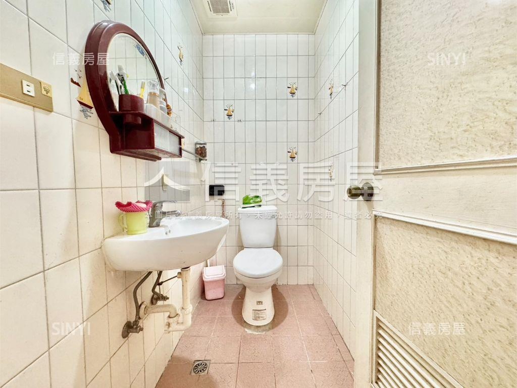 名仕園有管理方正美寓房屋室內格局與周邊環境