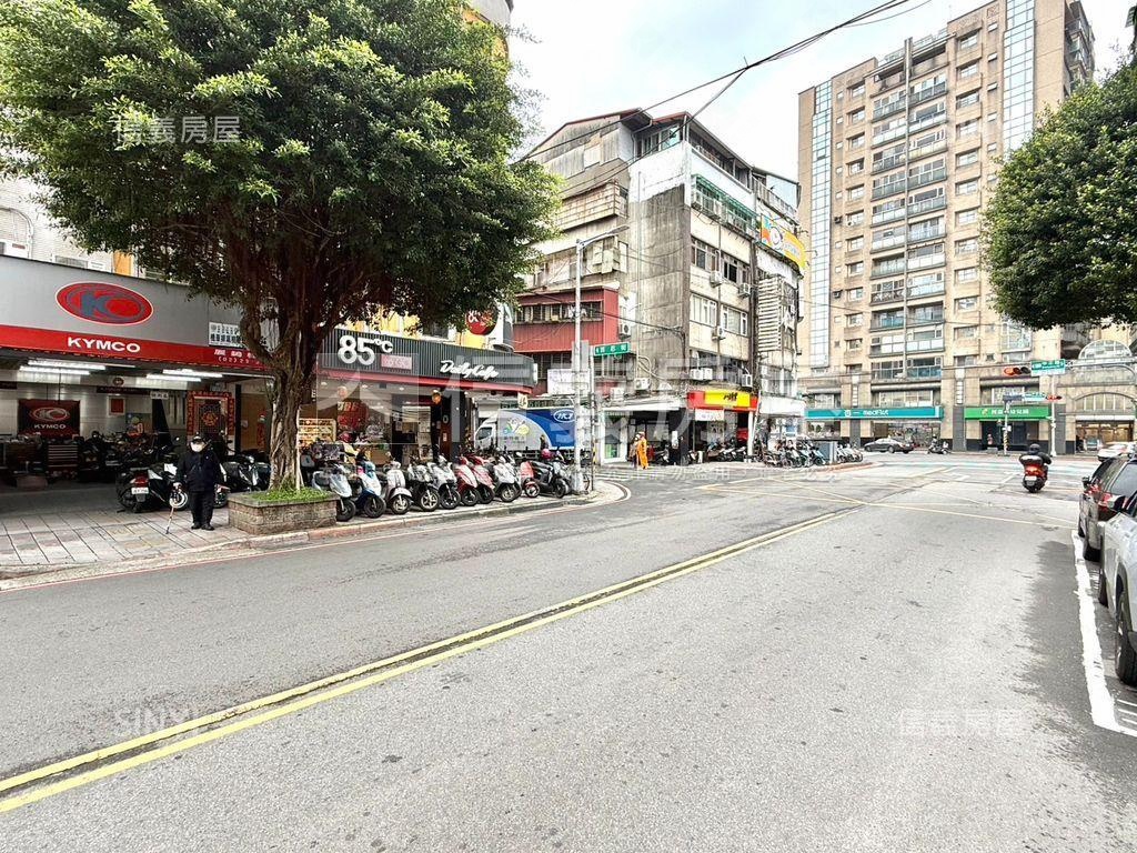名仕園有管理方正美寓房屋室內格局與周邊環境