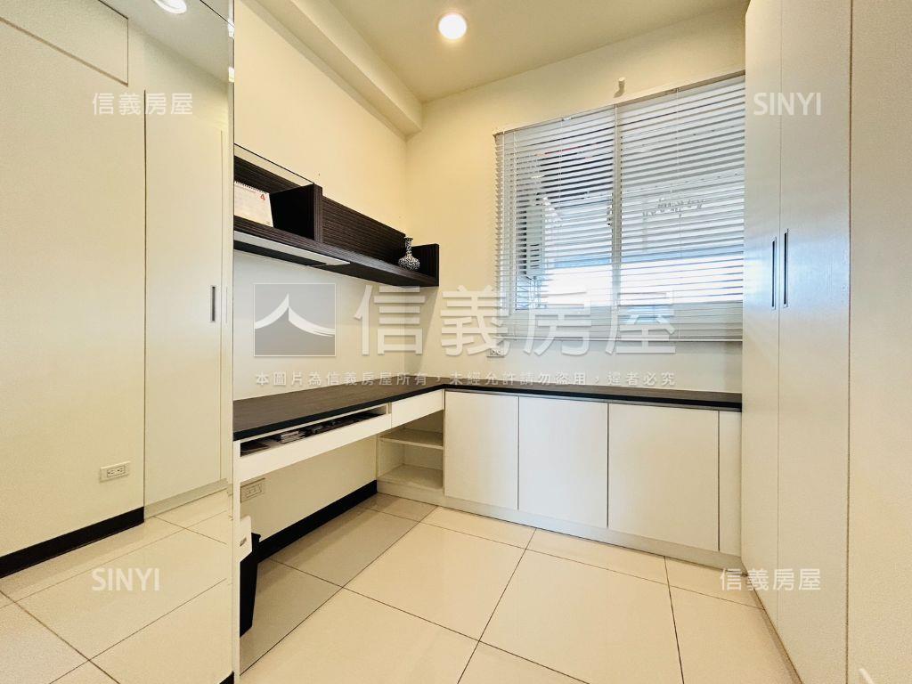 ＶＩＴＡ質感美屋三房車位房屋室內格局與周邊環境