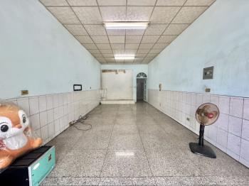 瞰公園首排鐵道正街金透店