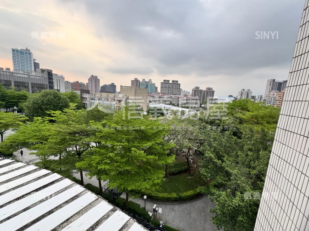 【專任】邊間面公園景觀好房屋室內格局與周邊環境