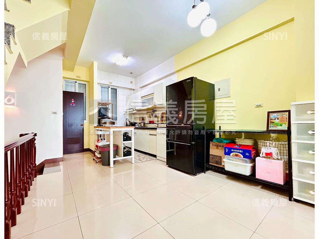 名仕的園後庄景觀優美車墅房屋室內格局與周邊環境