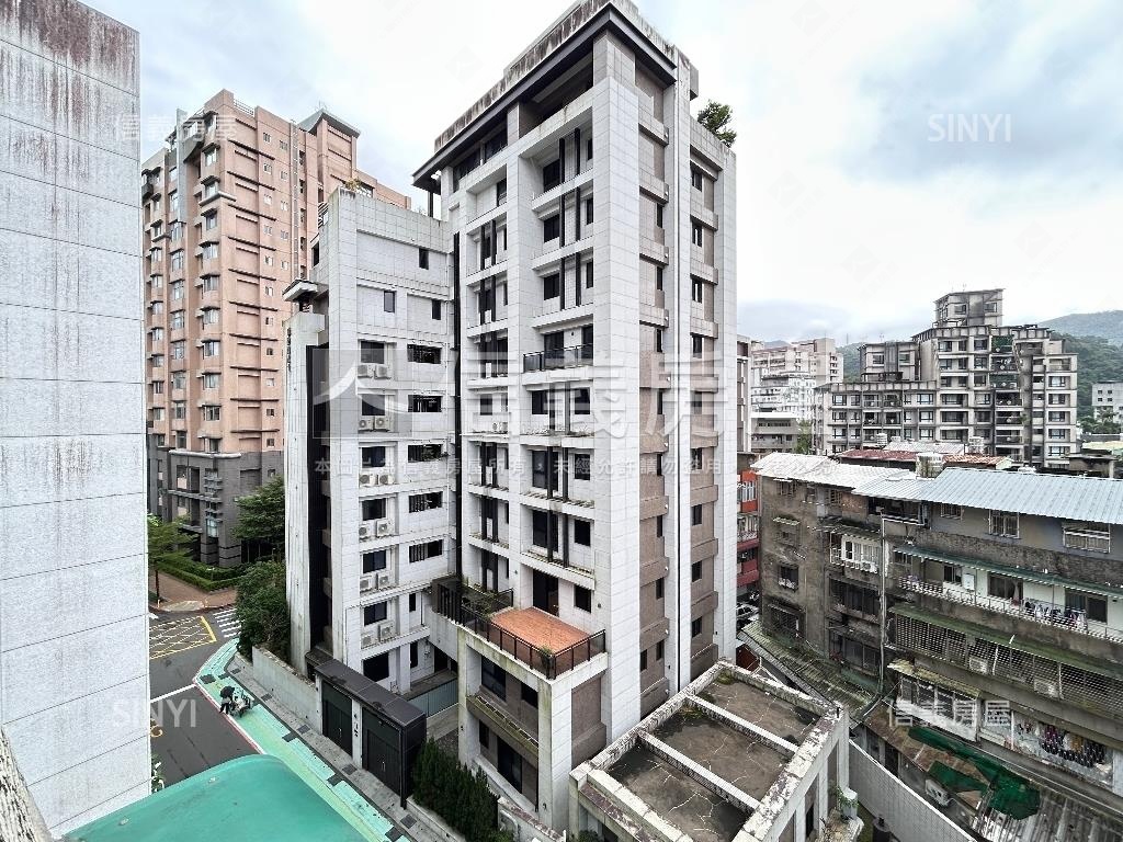 政大美寓未來捷運房屋室內格局與周邊環境