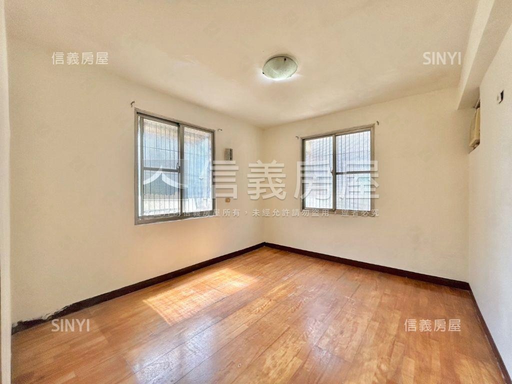 南清大。邊間低總二樓美寓房屋室內格局與周邊環境