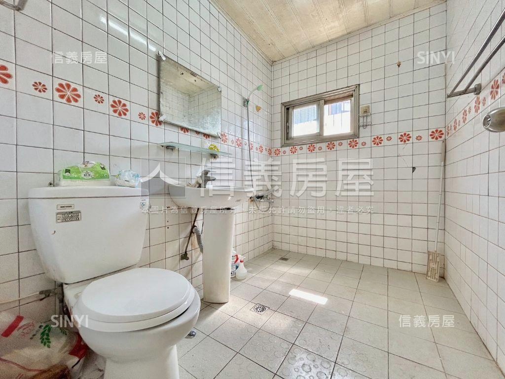 南清大。邊間低總二樓美寓房屋室內格局與周邊環境