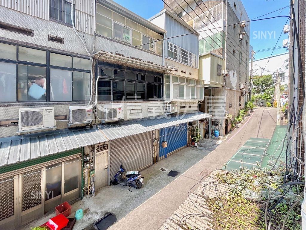 南清大。邊間低總二樓美寓房屋室內格局與周邊環境