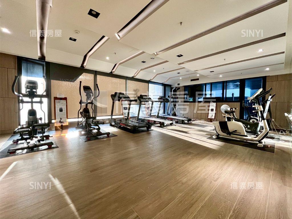 交響樂中高樓綠景兩房平車房屋室內格局與周邊環境