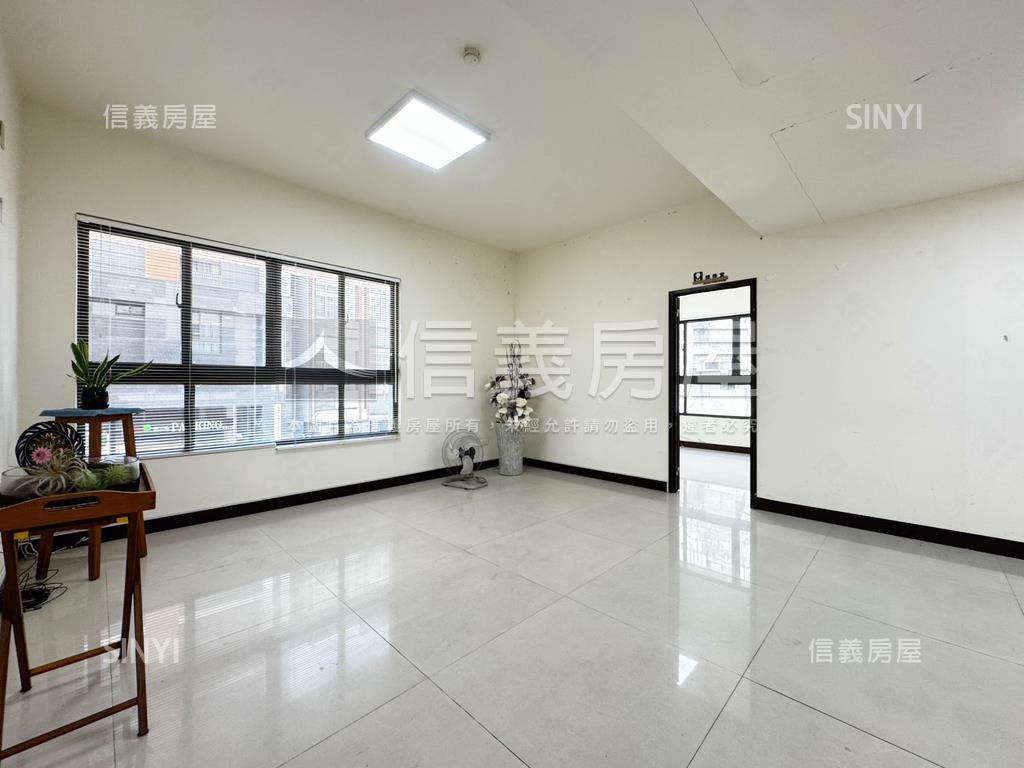 鄰捷運‧中央公園角窗金店房屋室內格局與周邊環境