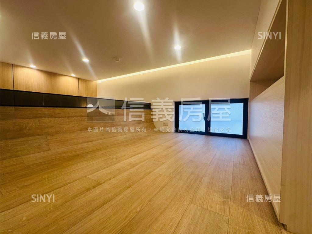 注目！Ｎｅｗ近捷運露臺戶房屋室內格局與周邊環境