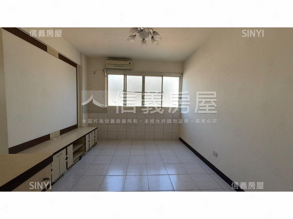 富強街免管理費３樓公寓宅房屋室內格局與周邊環境