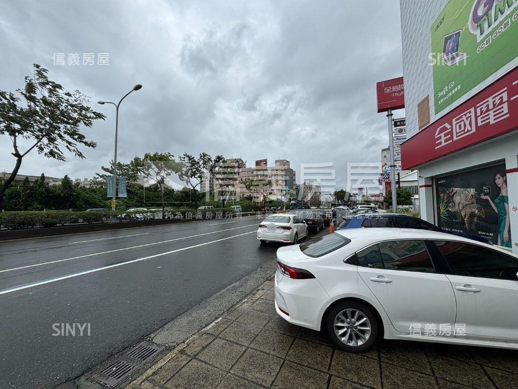 金馬霸氣大地坪角店房屋室內格局與周邊環境