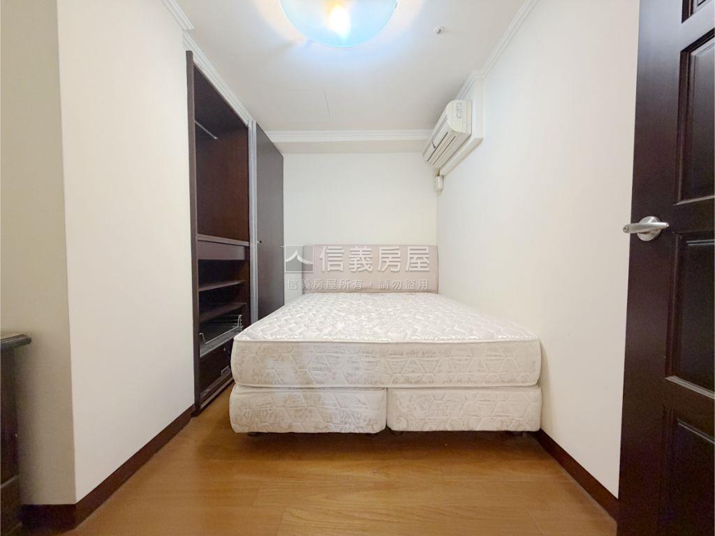眺望林家花園高樓電梯三房房屋室內格局與周邊環境