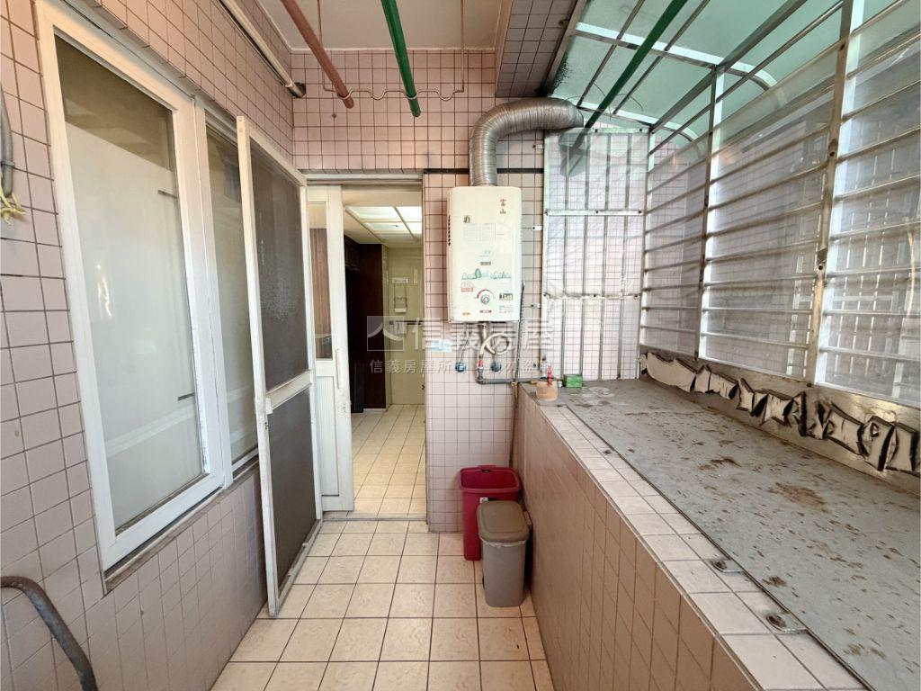 眺望林家花園高樓電梯三房房屋室內格局與周邊環境