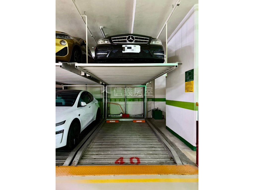 鑫市政三房改兩房附車位房屋室內格局與周邊環境