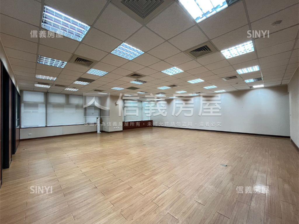 巴黎科技３ＦＢ戶房屋室內格局與周邊環境