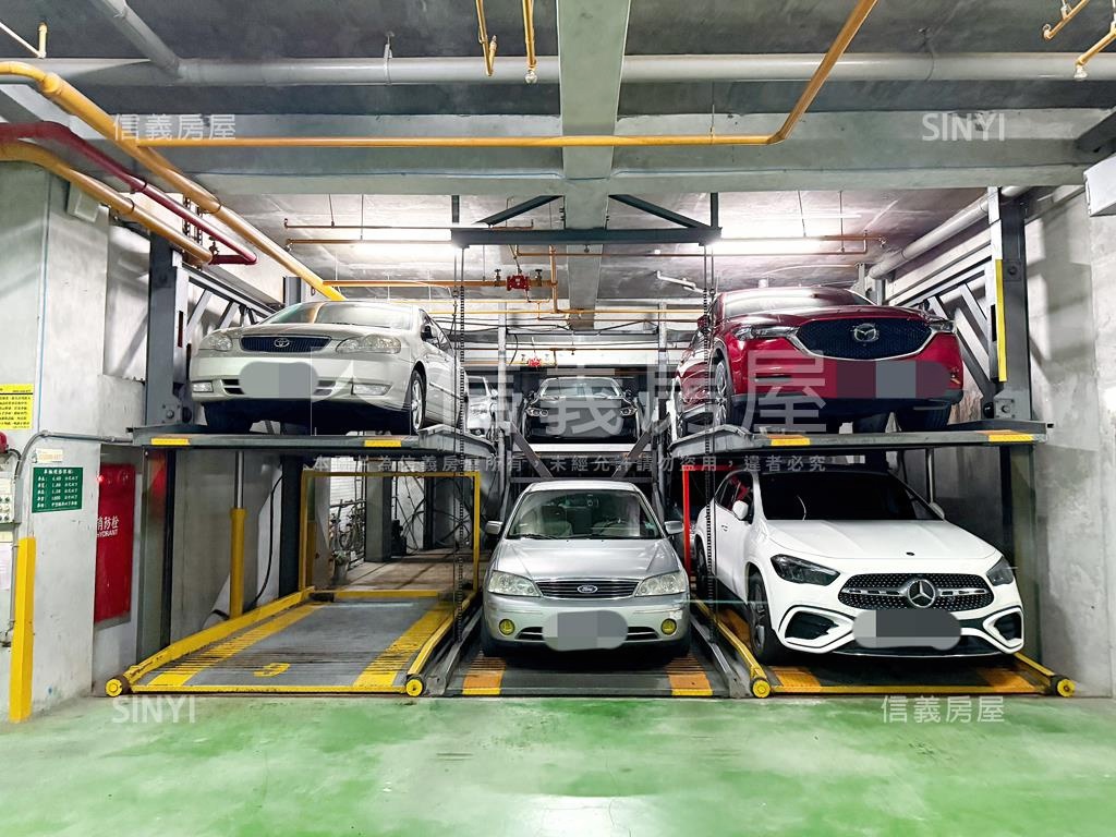 中和雙捷運２＋１美宅車位房屋室內格局與周邊環境