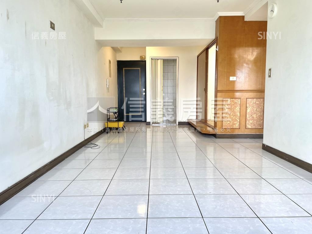 凱悅高樓邊間景觀兩房房屋室內格局與周邊環境