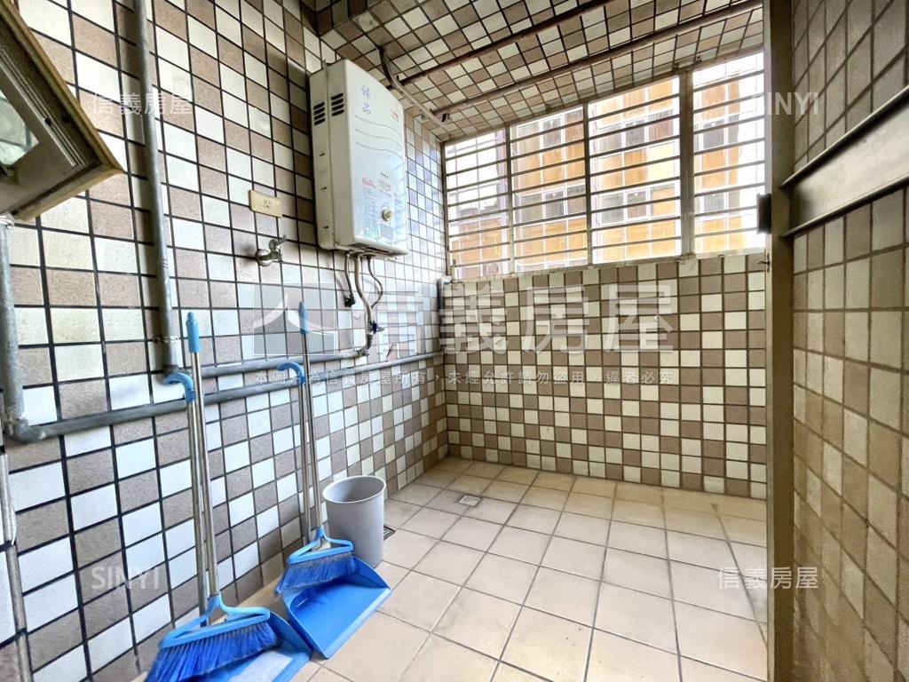 凱悅高樓邊間景觀兩房房屋室內格局與周邊環境