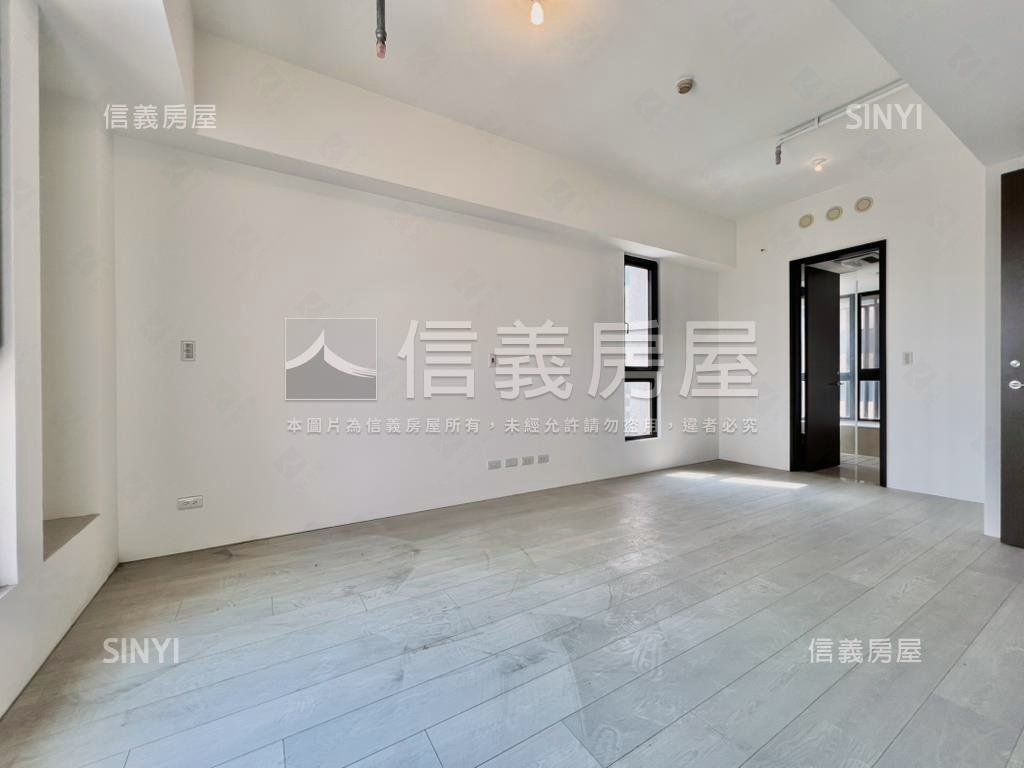 專任視野大戶大岩瑜舍房屋室內格局與周邊環境