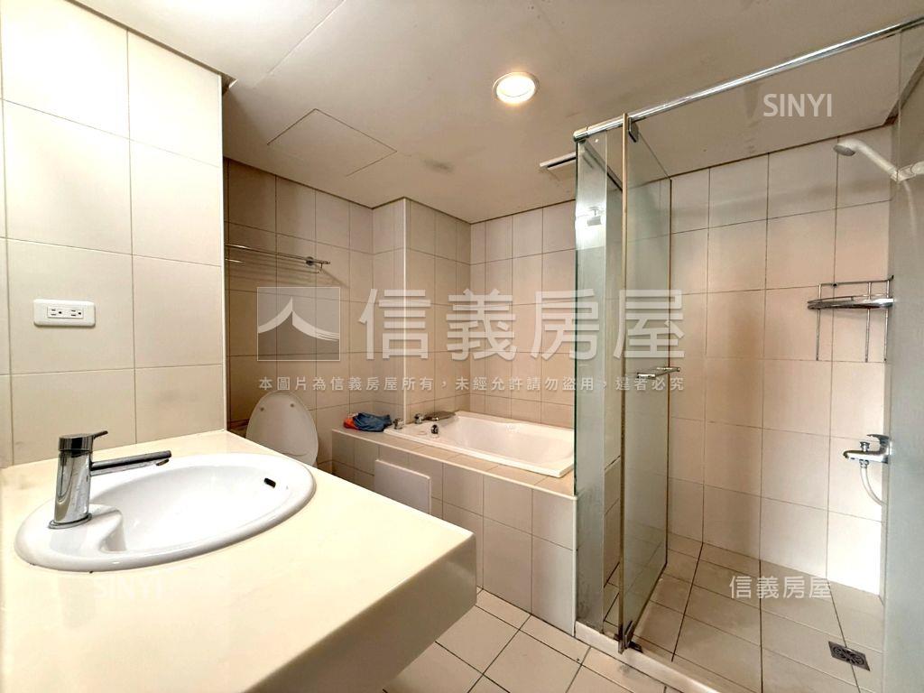 ️佳泰樂薇小豪宅平車房屋室內格局與周邊環境