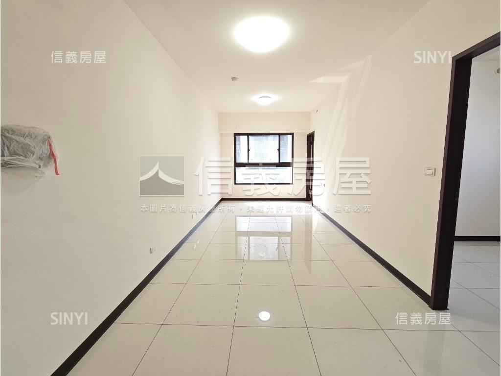 市心朗朗七樓兩房車位房屋室內格局與周邊環境