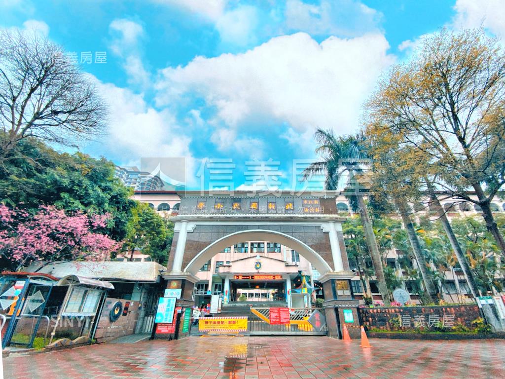 寶徠花園尊爵高樓四房房屋室內格局與周邊環境