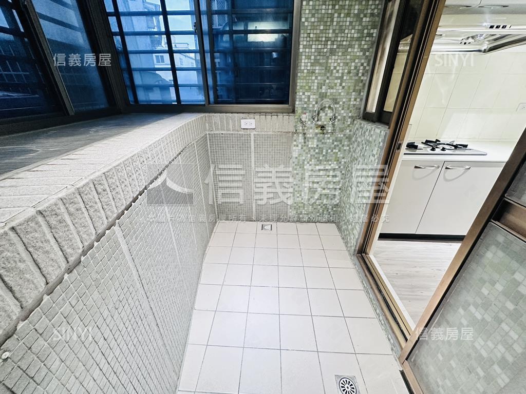 工研巧築美美３房平車房屋室內格局與周邊環境