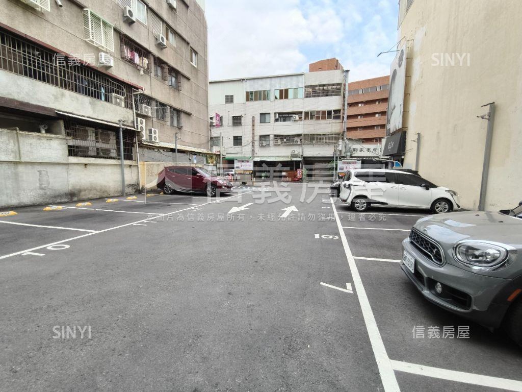 北平市場熱鬧一樓公寓房屋室內格局與周邊環境