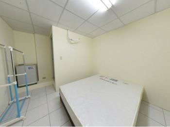 北平市場熱鬧一樓公寓