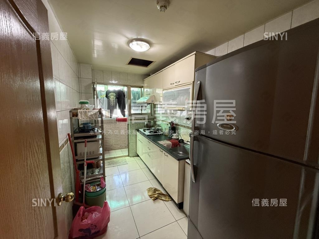 出價就談樹林電梯３＋１房屋室內格局與周邊環境