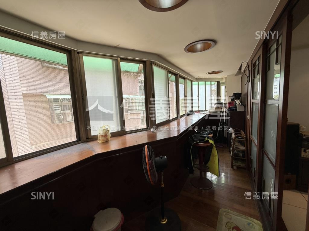 出價就談樹林電梯３＋１房屋室內格局與周邊環境