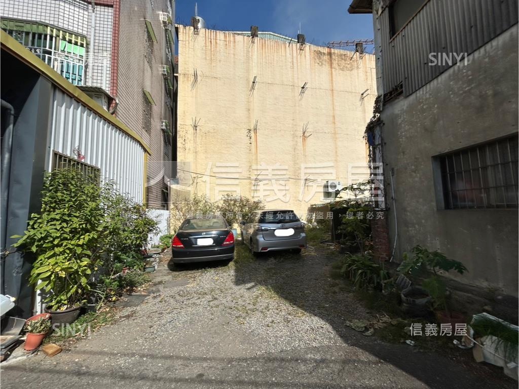 南投市中興路旁面公園土地房屋室內格局與周邊環境