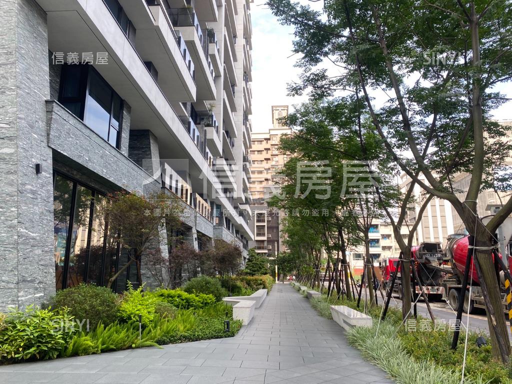 丰格１０９稀有釋出房屋室內格局與周邊環境