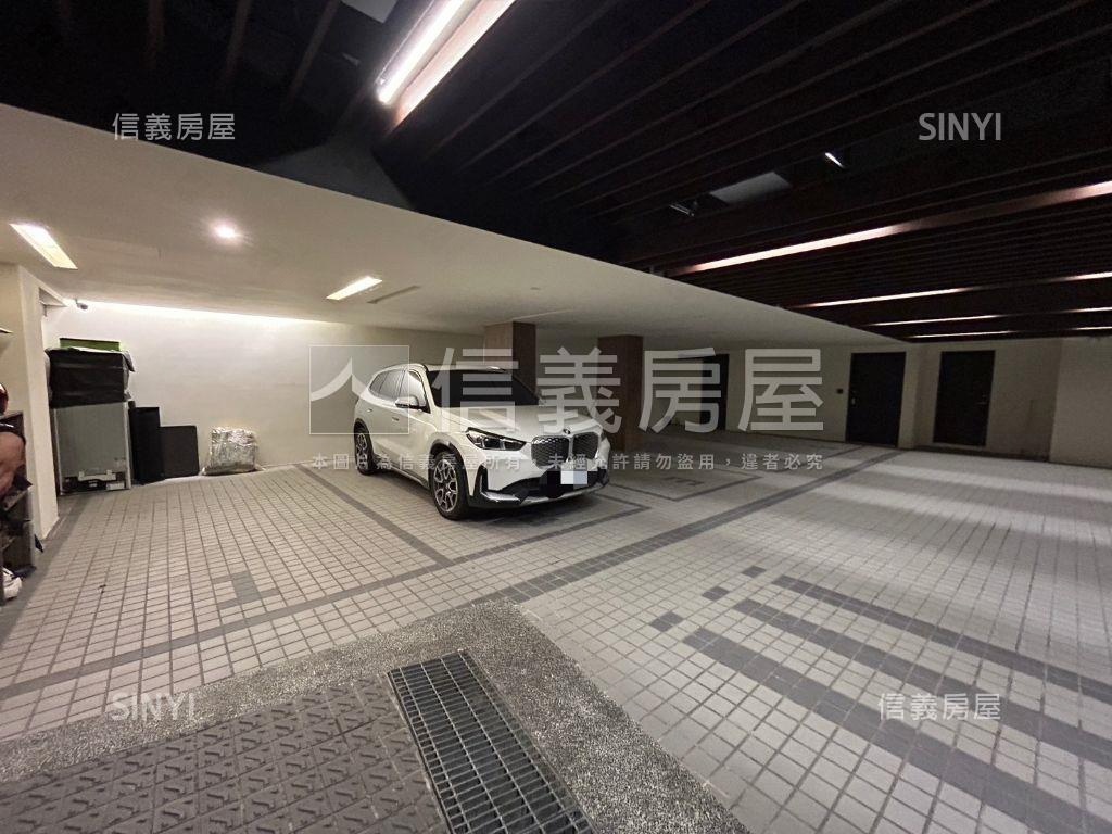 國花山莊電梯透天房屋室內格局與周邊環境